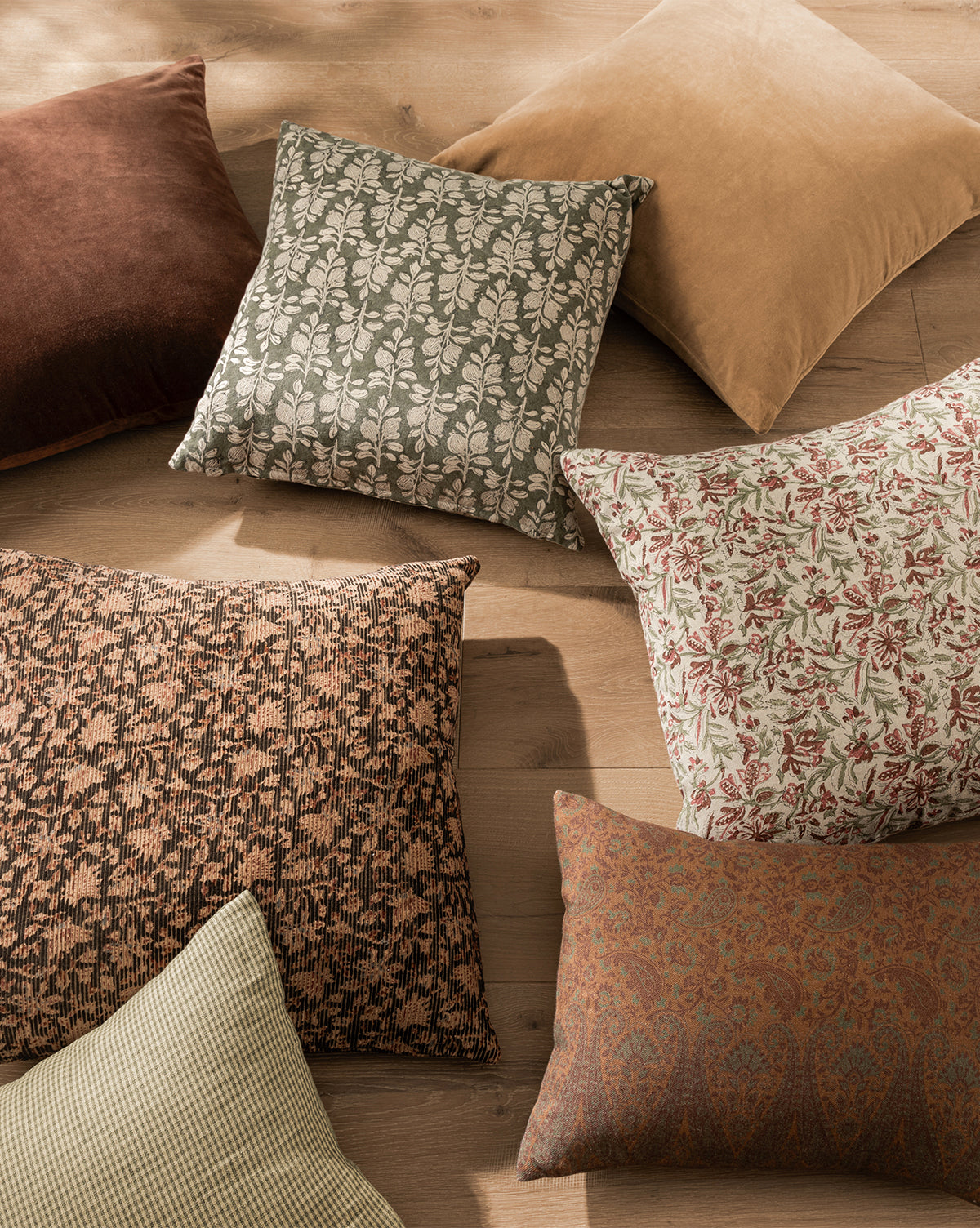 Bellevue Velvet Pillow Cover