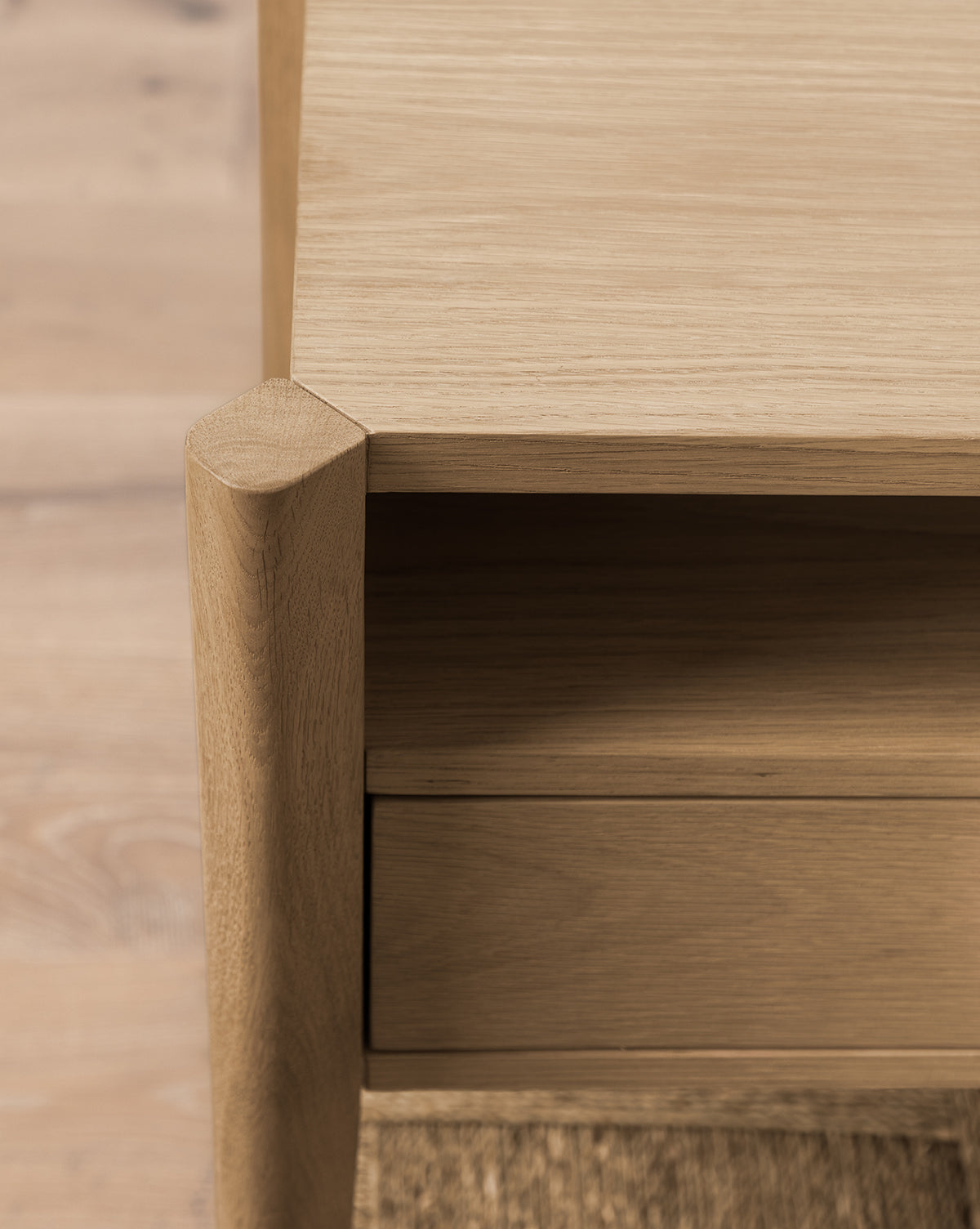 Dana White Oak Nightstand