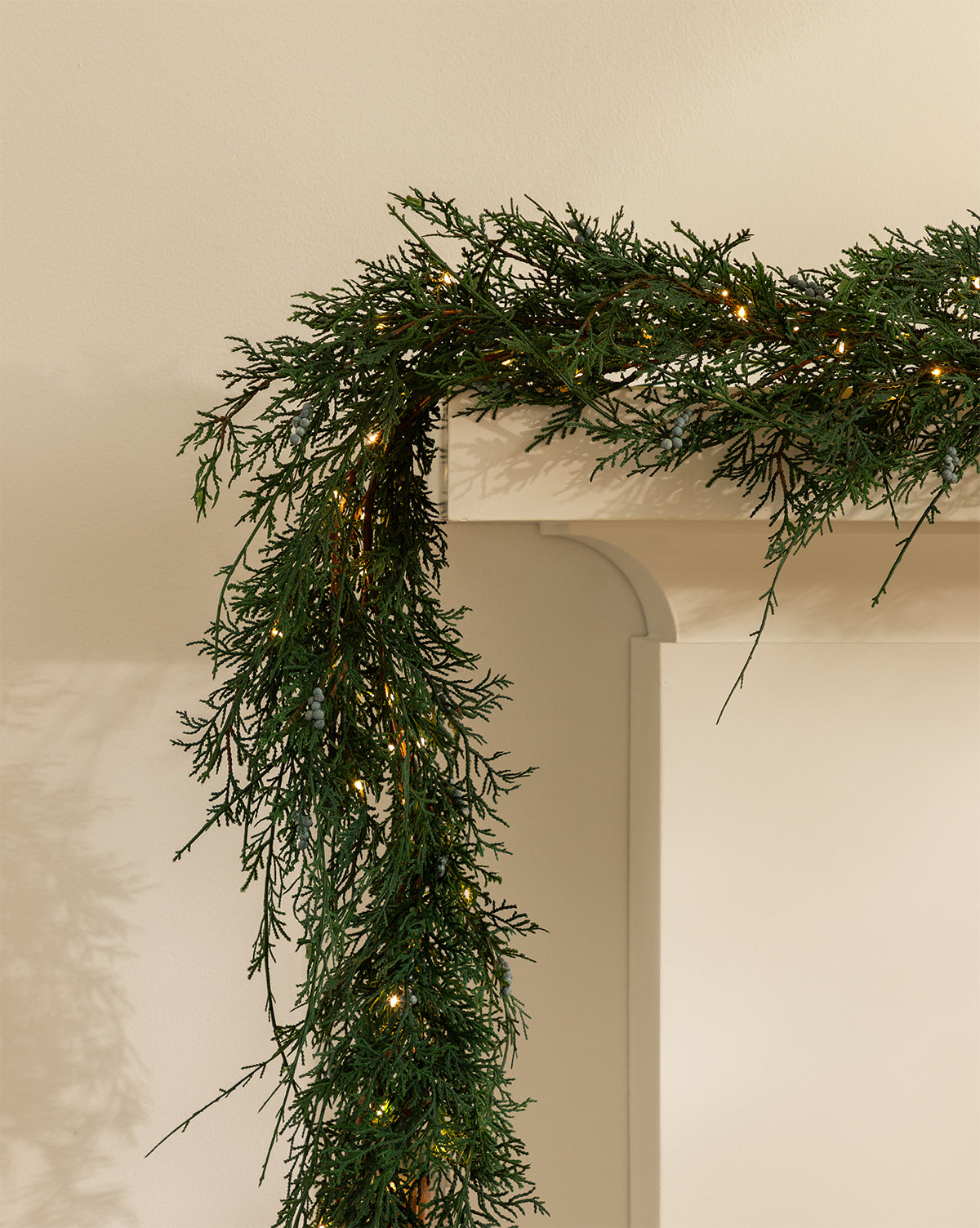 6' Faux Pre-lit Blueberry & Juniper Garland