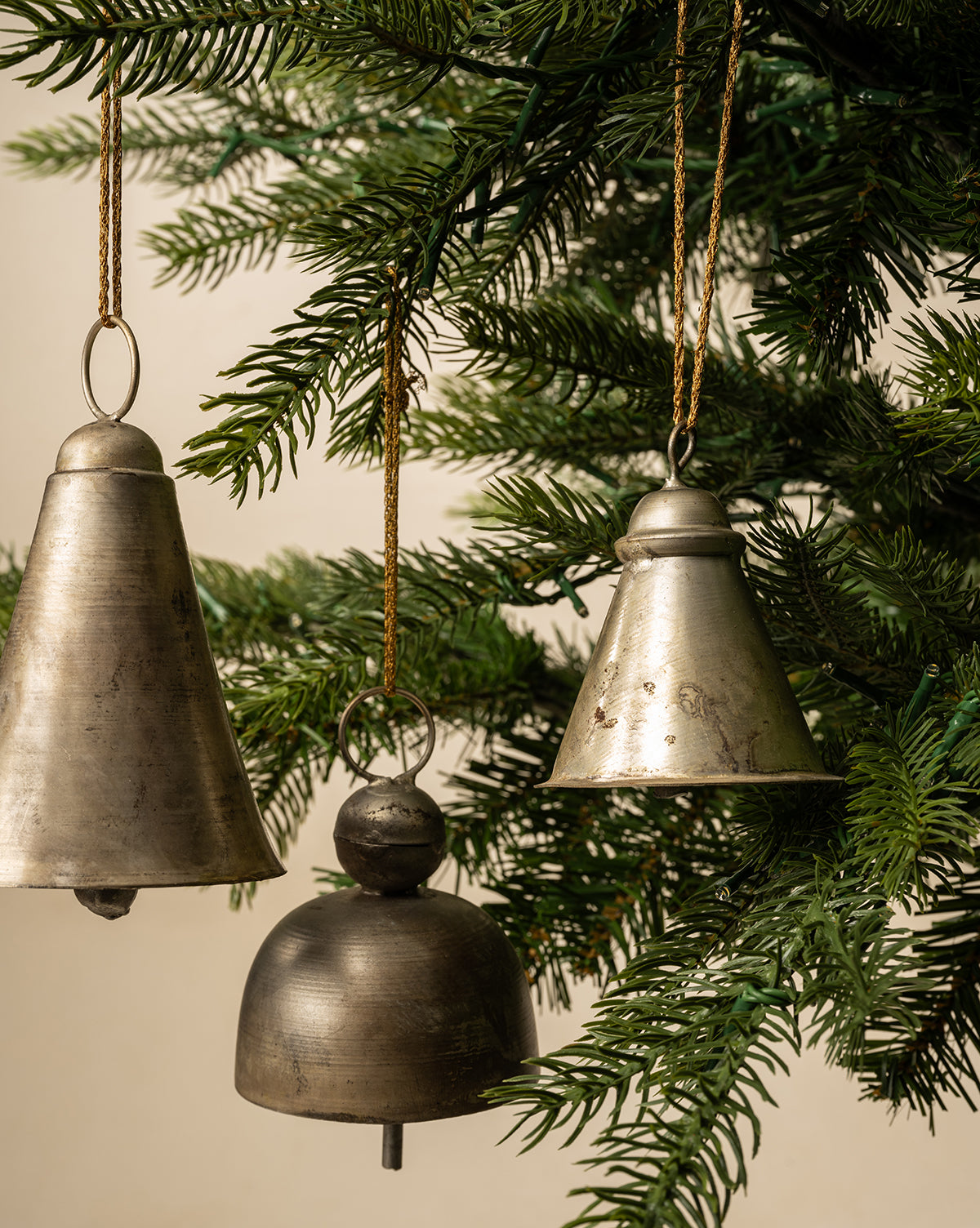 Hanging Pewter Metal Bells (Set of 3)