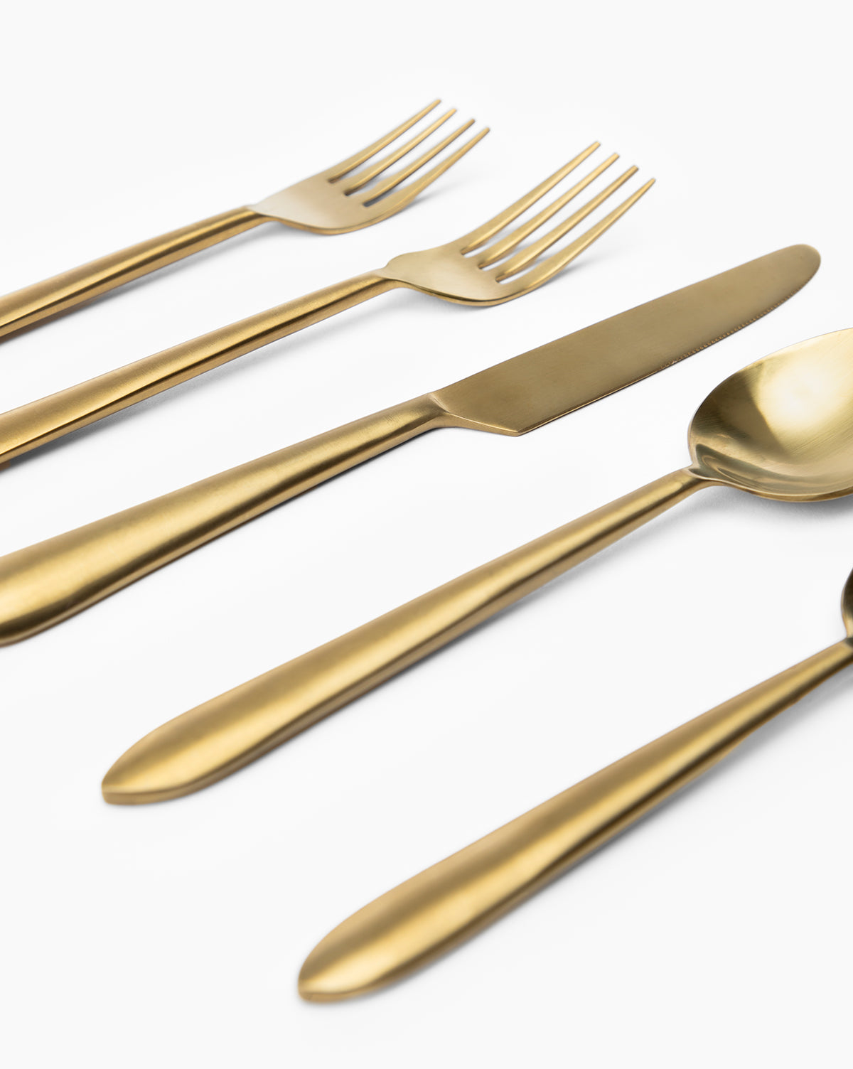 Lilia Flatware (Set of 5)