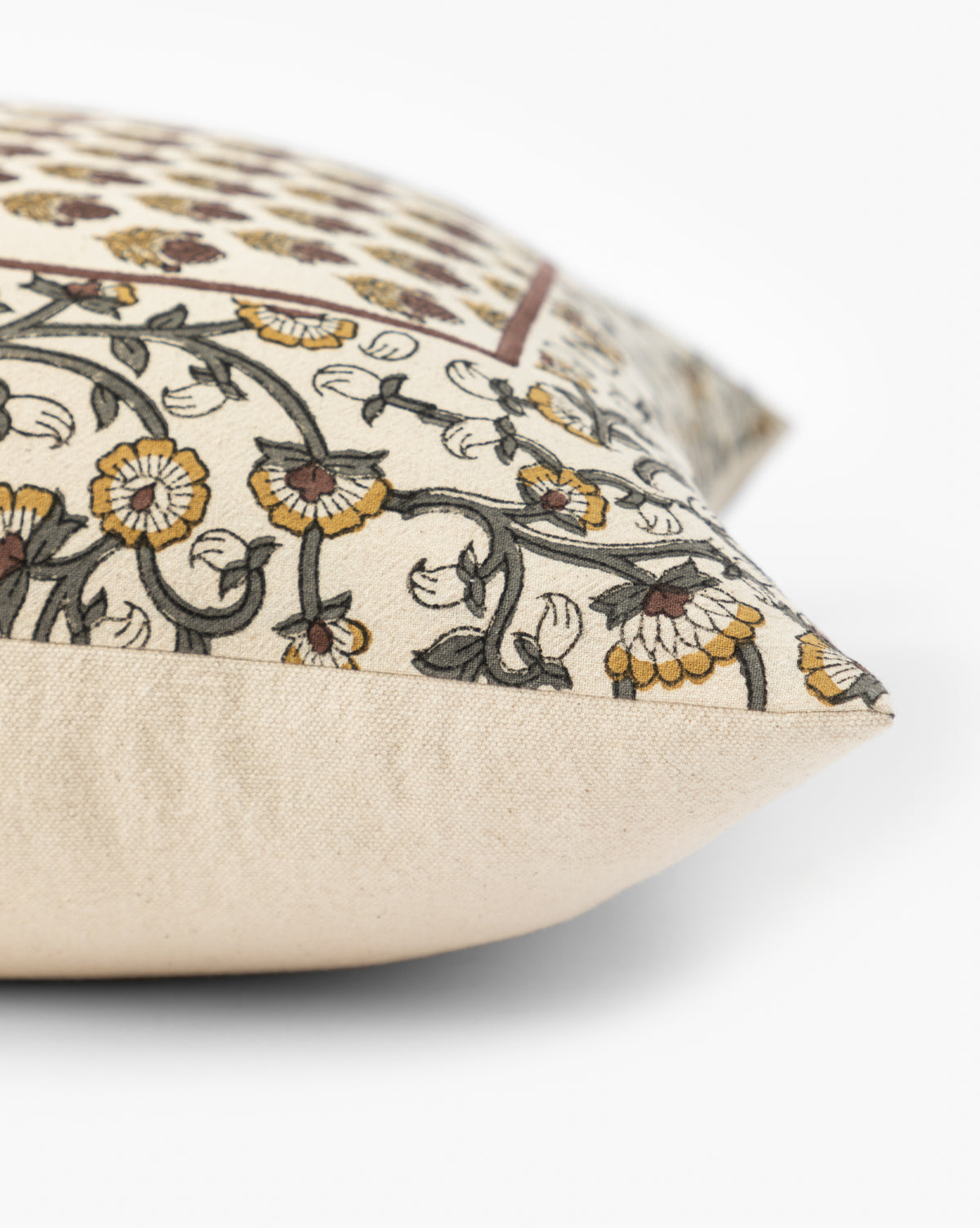 Malik Linen Pillow Cover