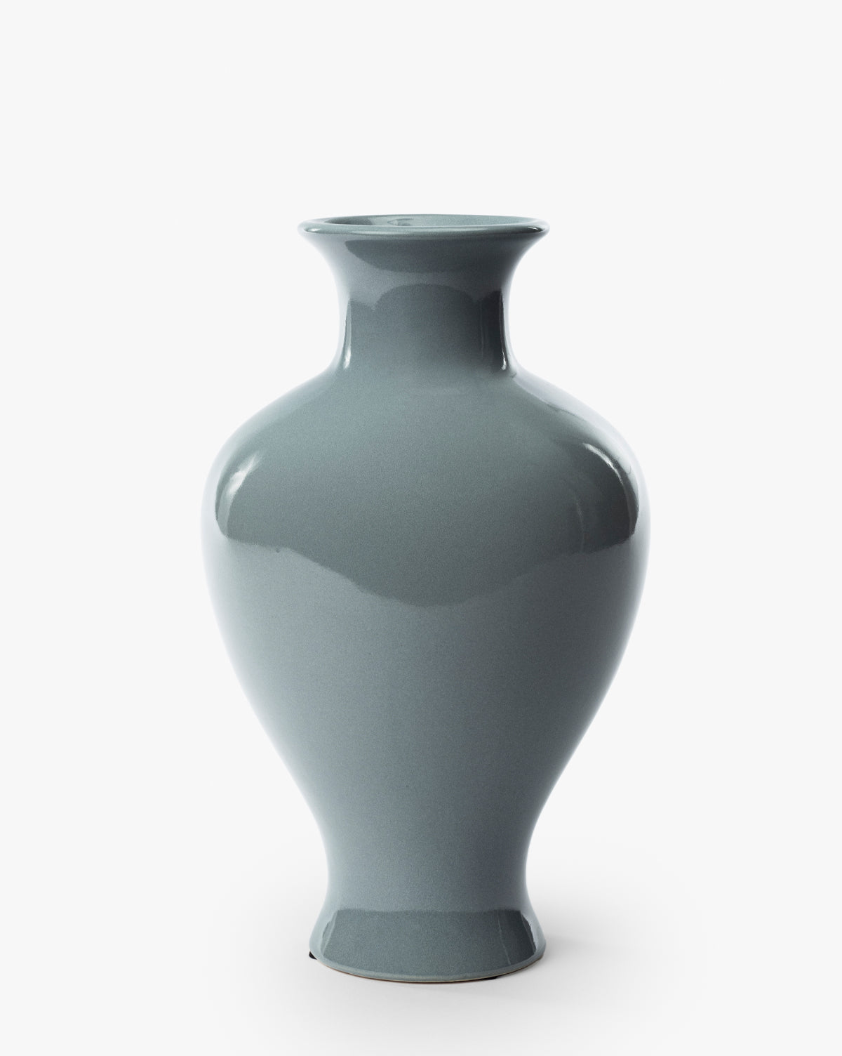 Natalia Vase