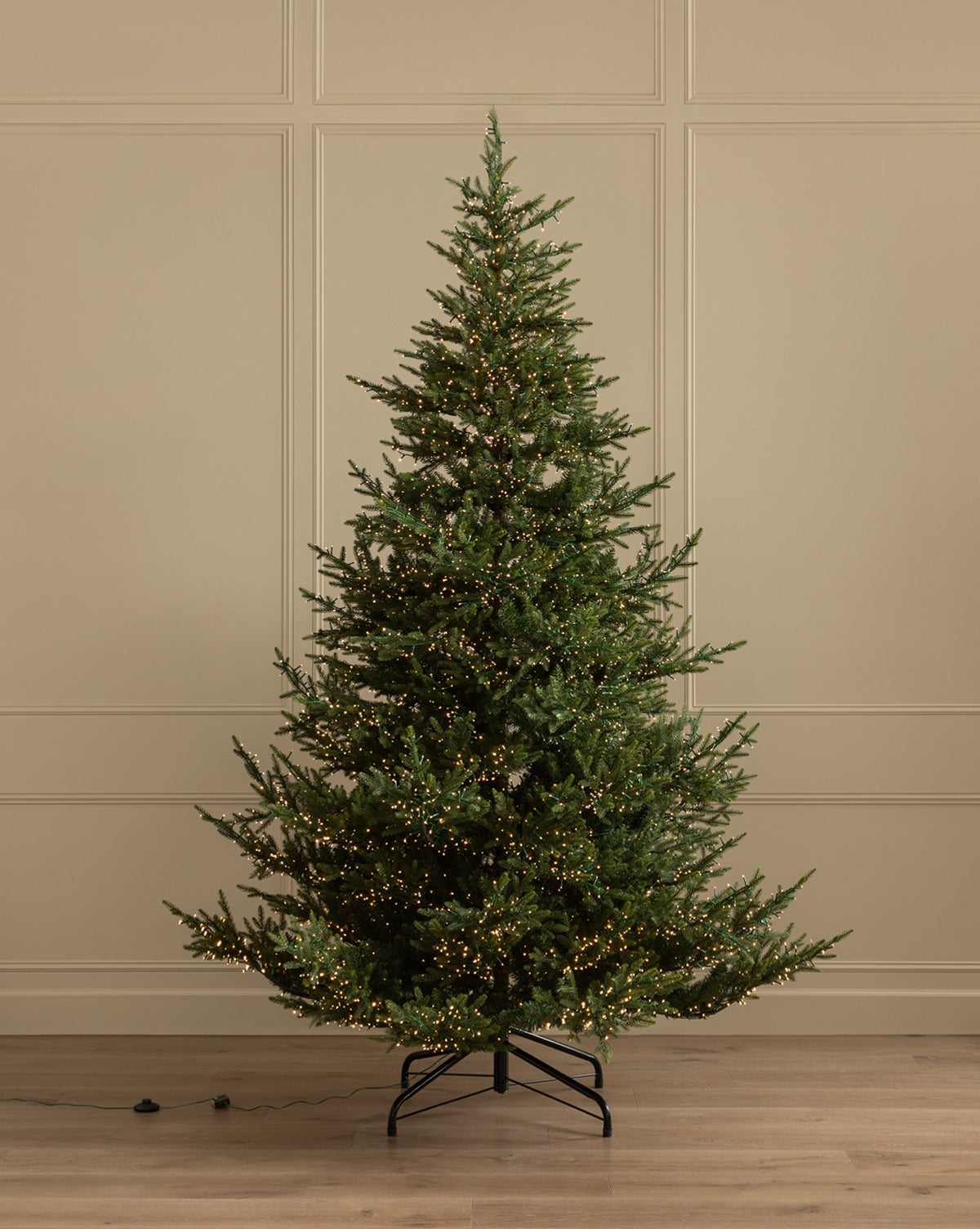 9' Norway Spruce Pre-Lit Faux Tree