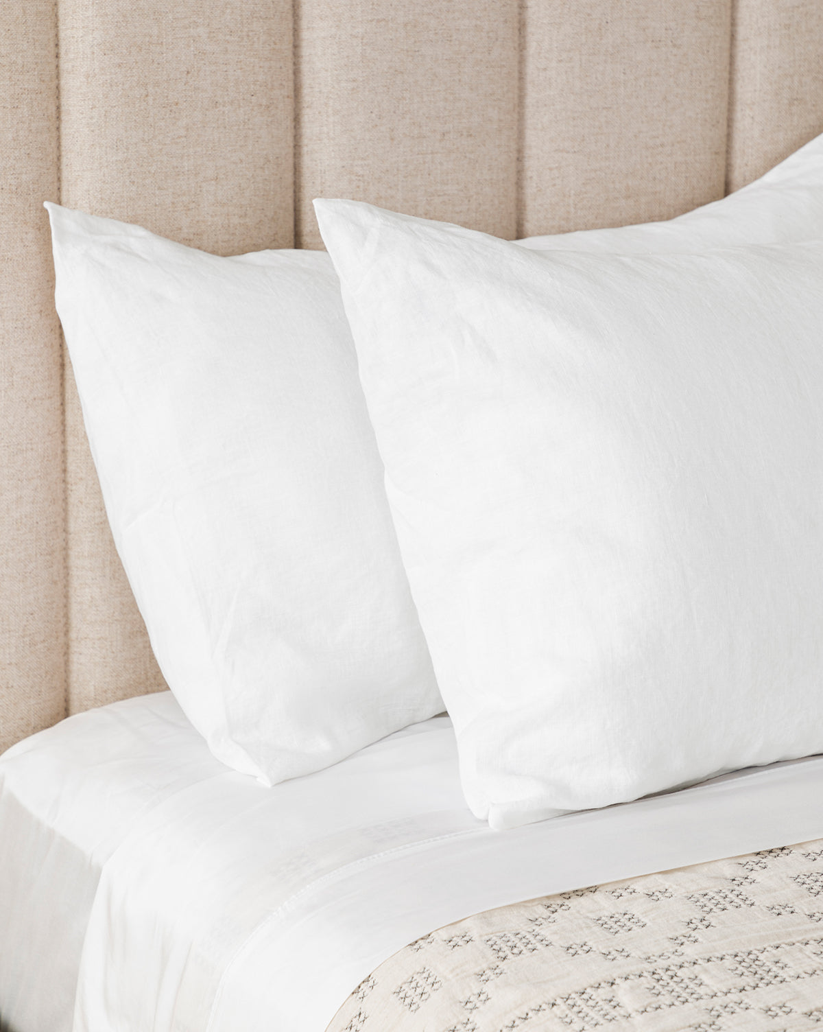 Penelope White Linen Shams (Set of 2)