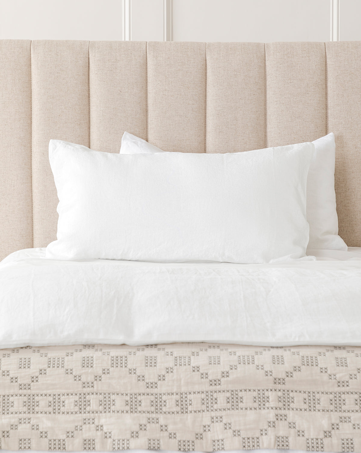 Penelope White Linen Shams (Set of 2)