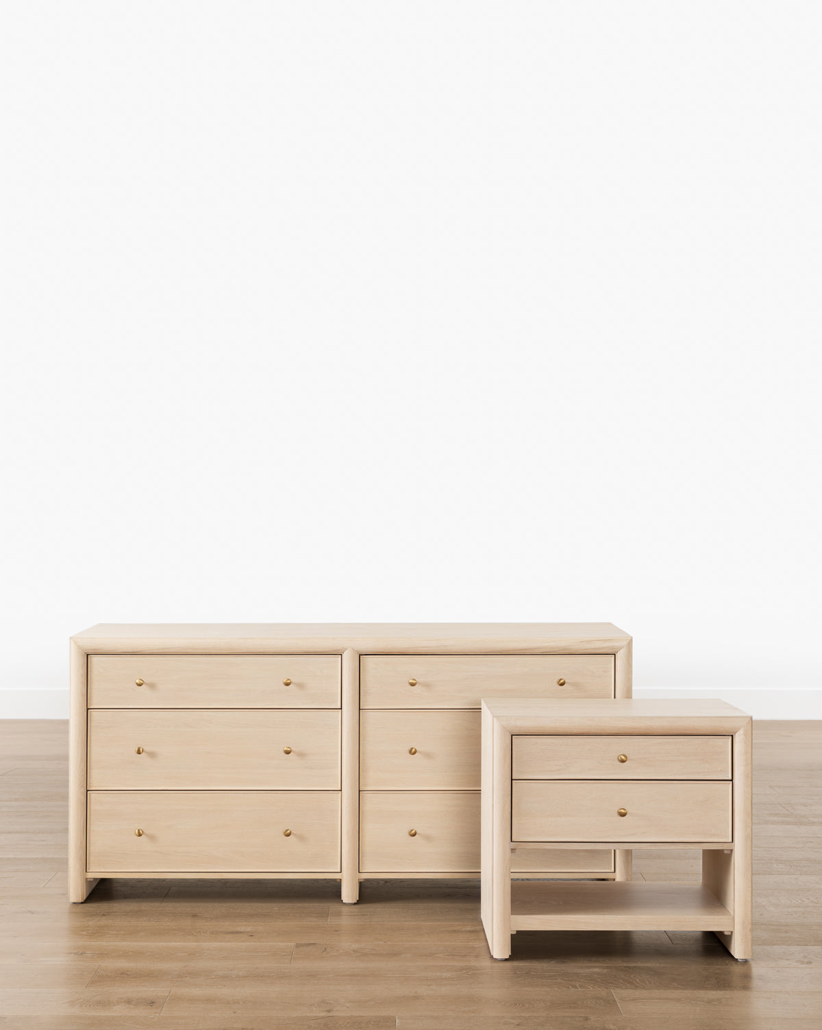 Tellerbeck Dresser