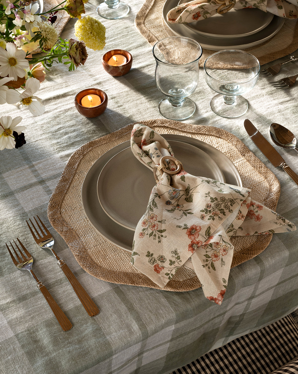 Amberly Woven Placemat