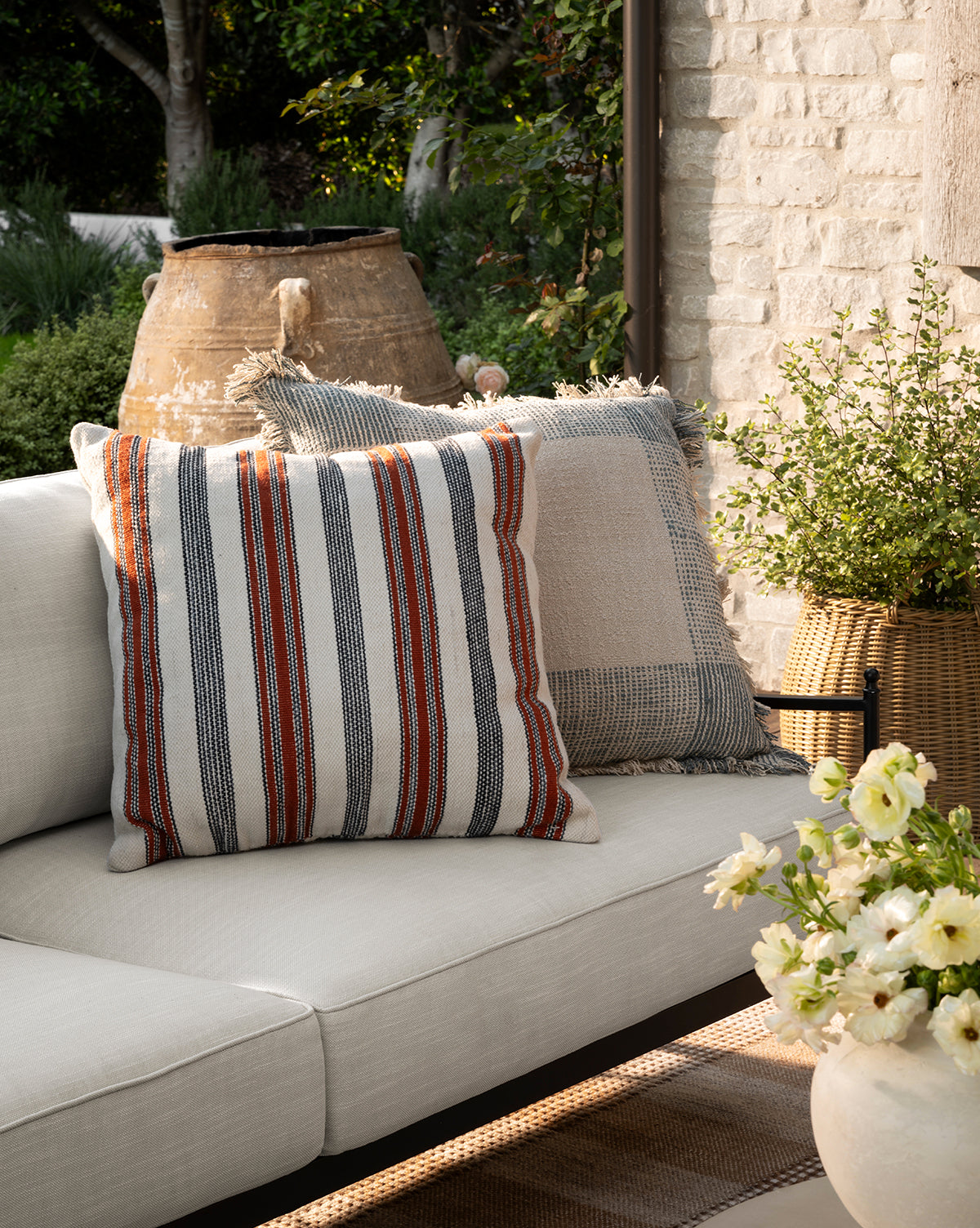 Yardley Indoor/Outdoor Pillow