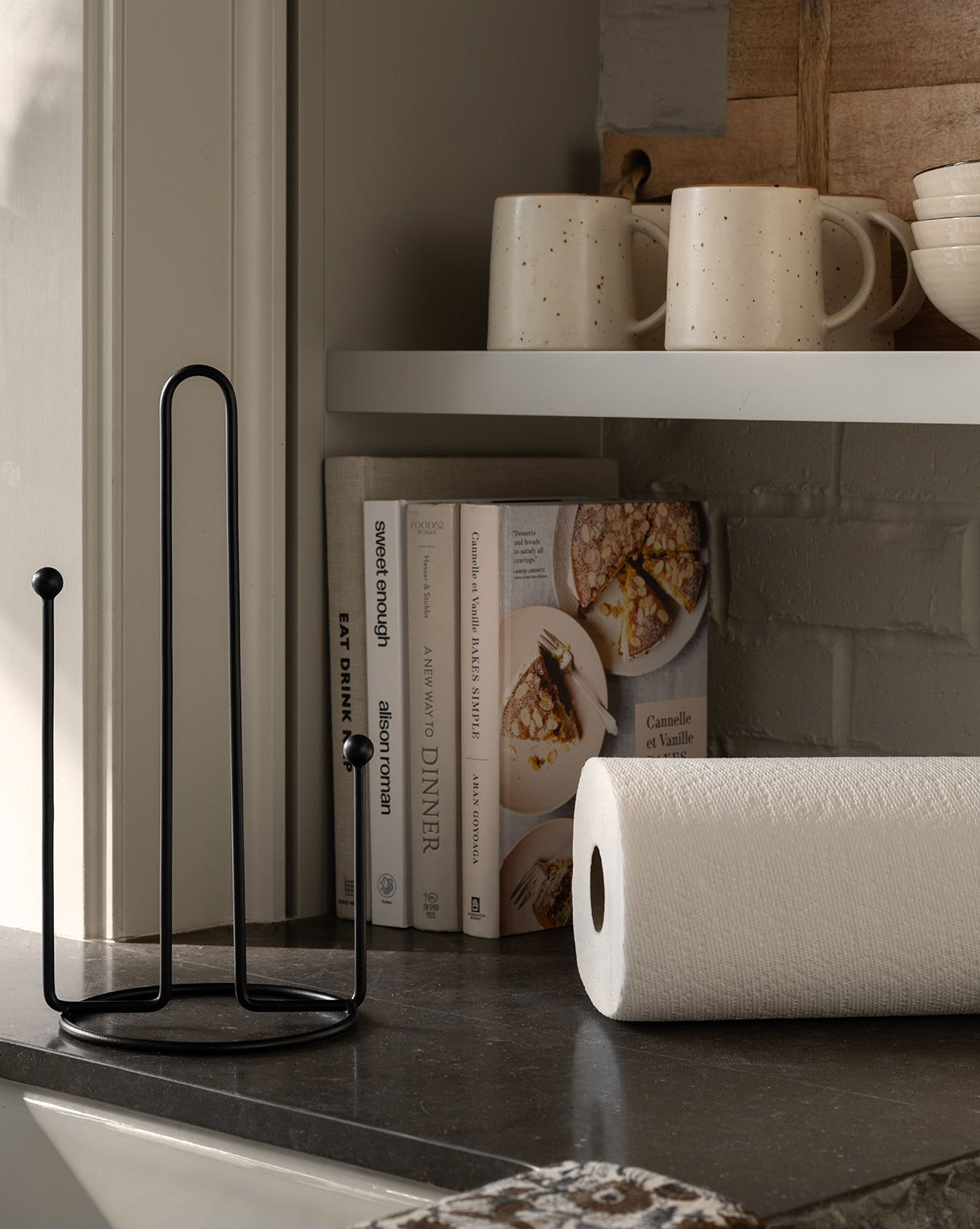 Olen Paper Towel Holder