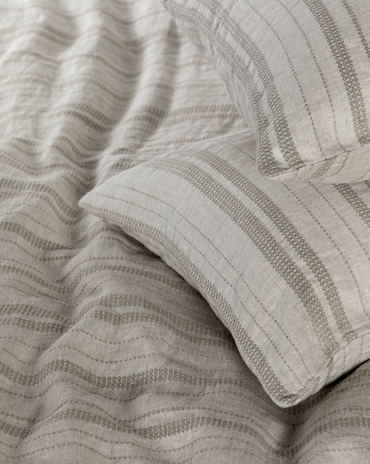 Carter Woven Linen Duvet