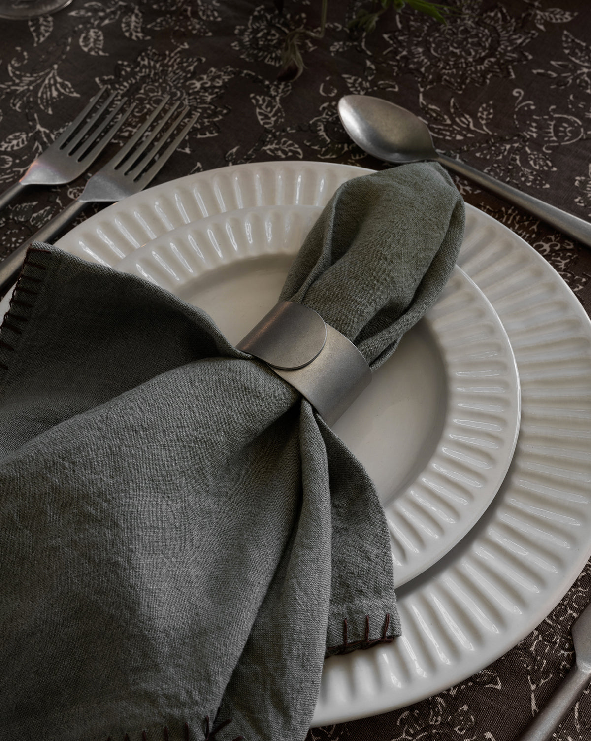 Maggie Linen Napkins (Set of 4)