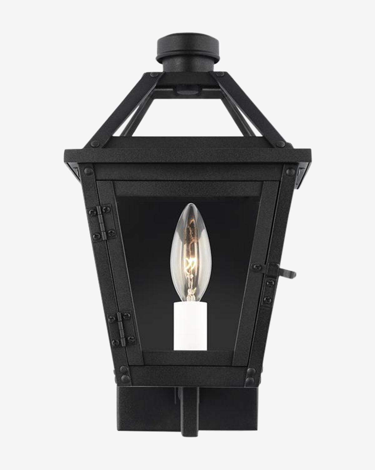 Hyannis Outdoor Wall Lantern