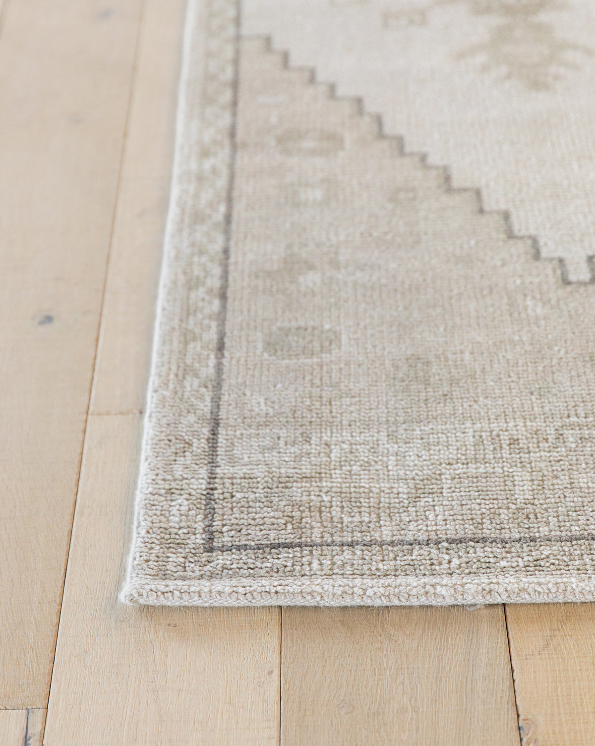 Pembroke Hand-Knotted Wool Rug