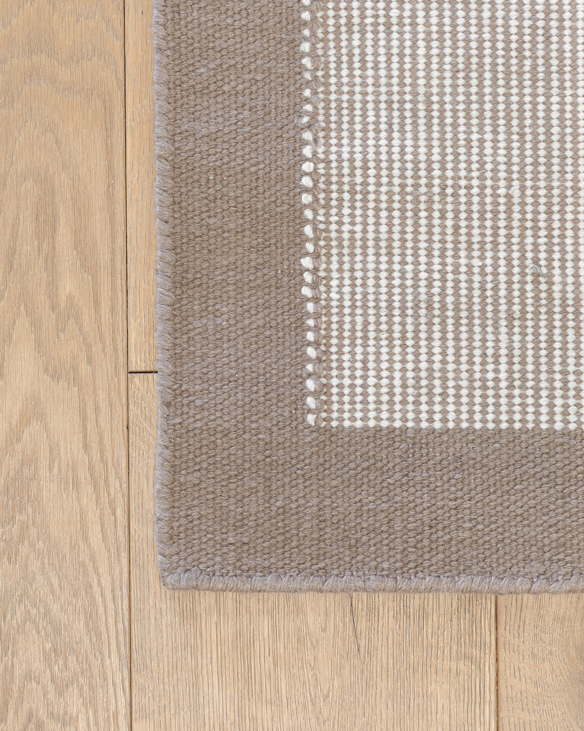 Sereda Handwoven Indoor/Outdoor Rug