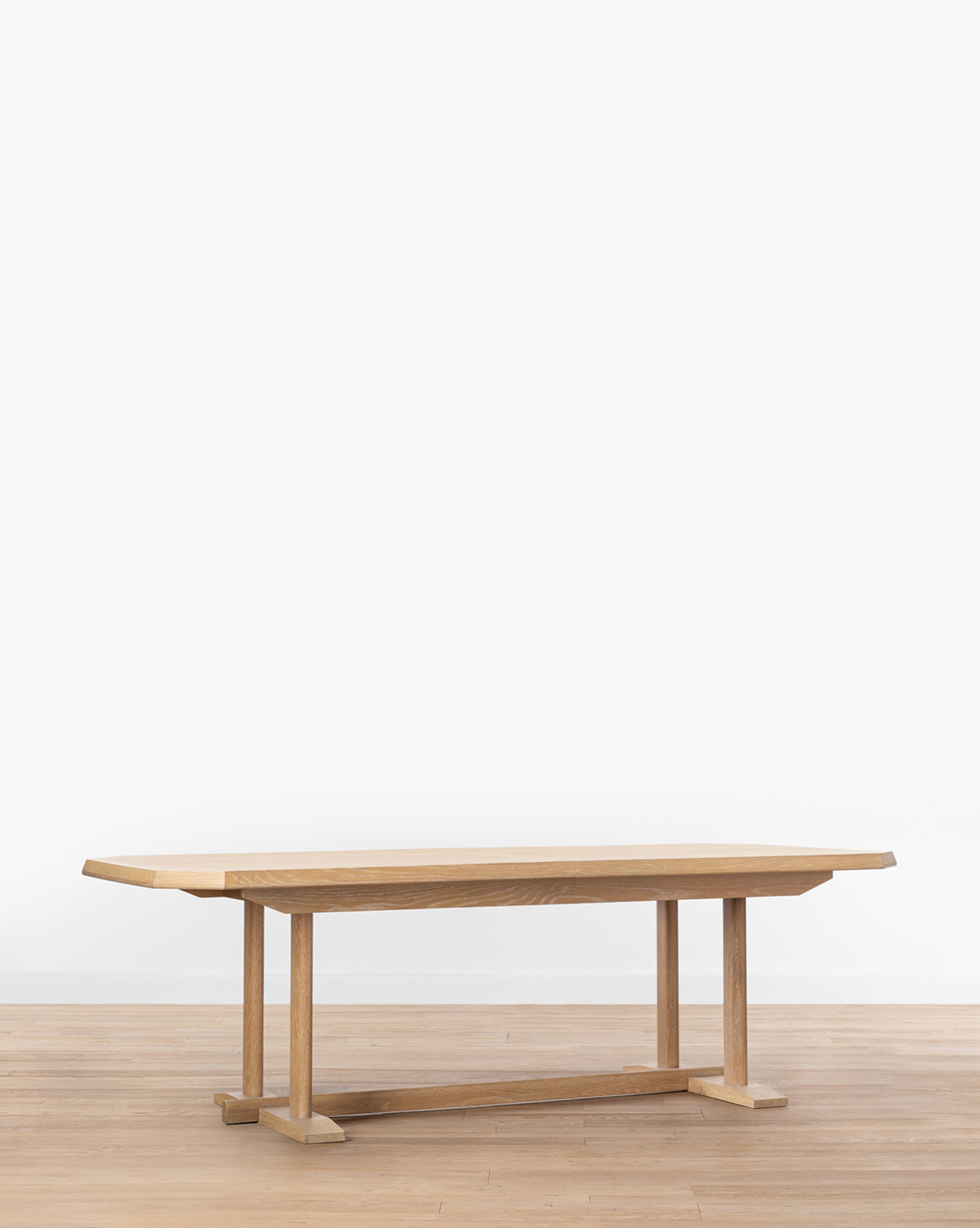 oak dining table, extension dining table, large dining table, oak furniture 