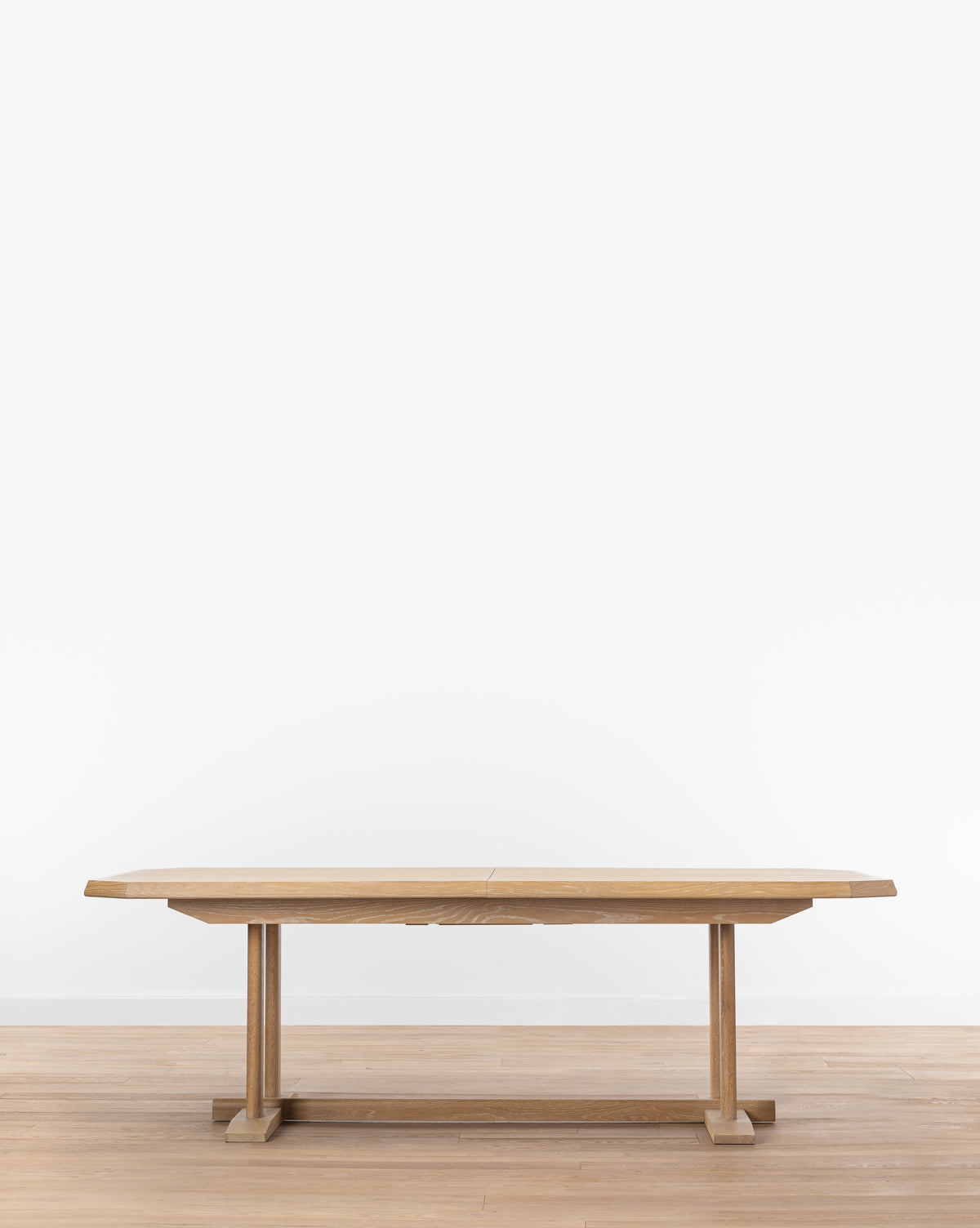 oak dining table, extension dining table, large dining table, oak furniture 