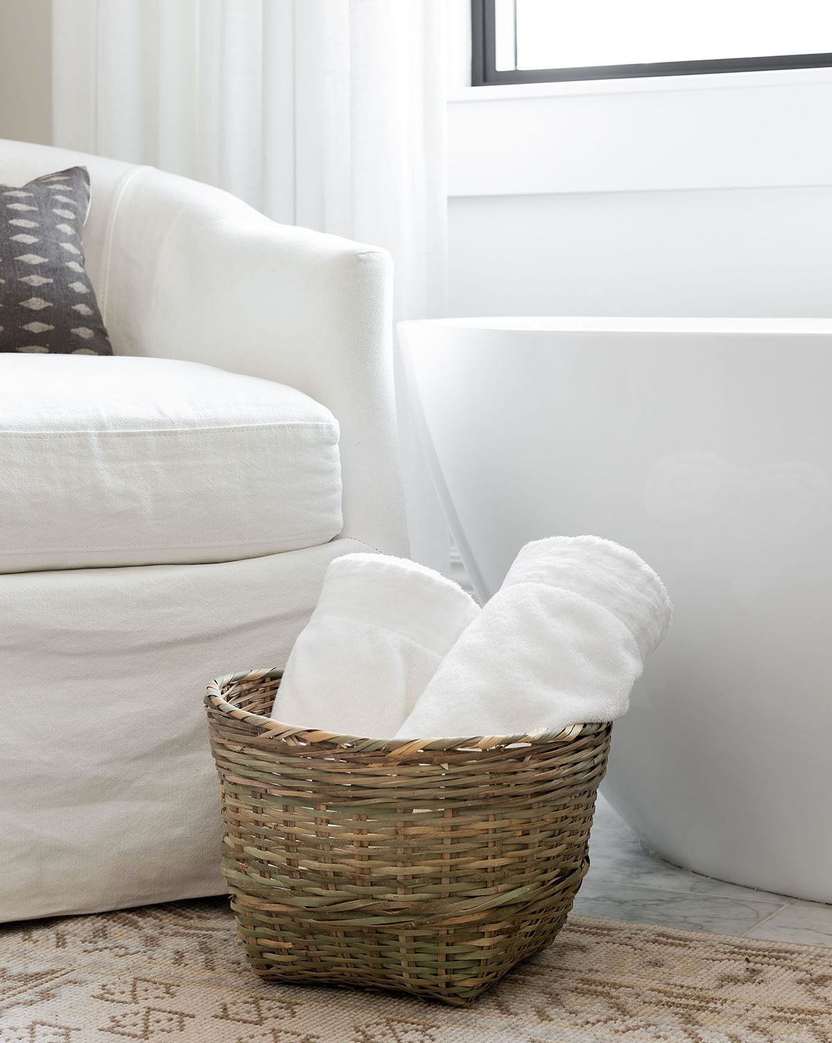 Istanbul White Bath Collection