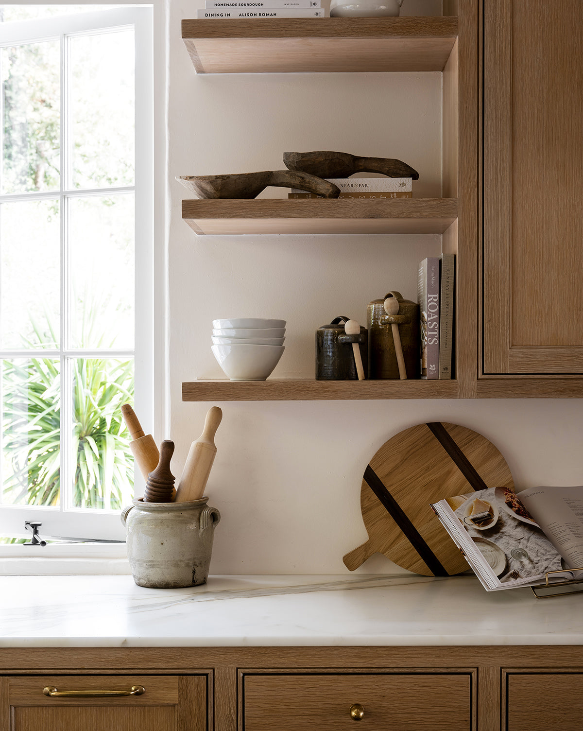 Round Oak Bread Board